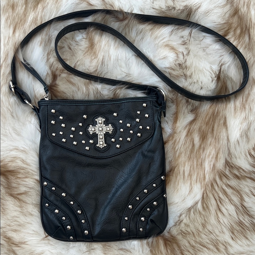 🖤Black Studded Crossbody Bag